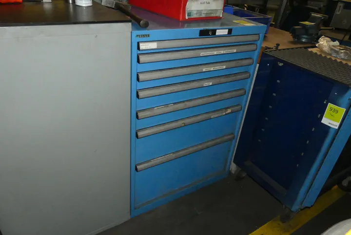 LISTA - Werkstattschrank, mit Inhalt (Werkzeuge) Maße in cm ca. 72 x 72 x 100